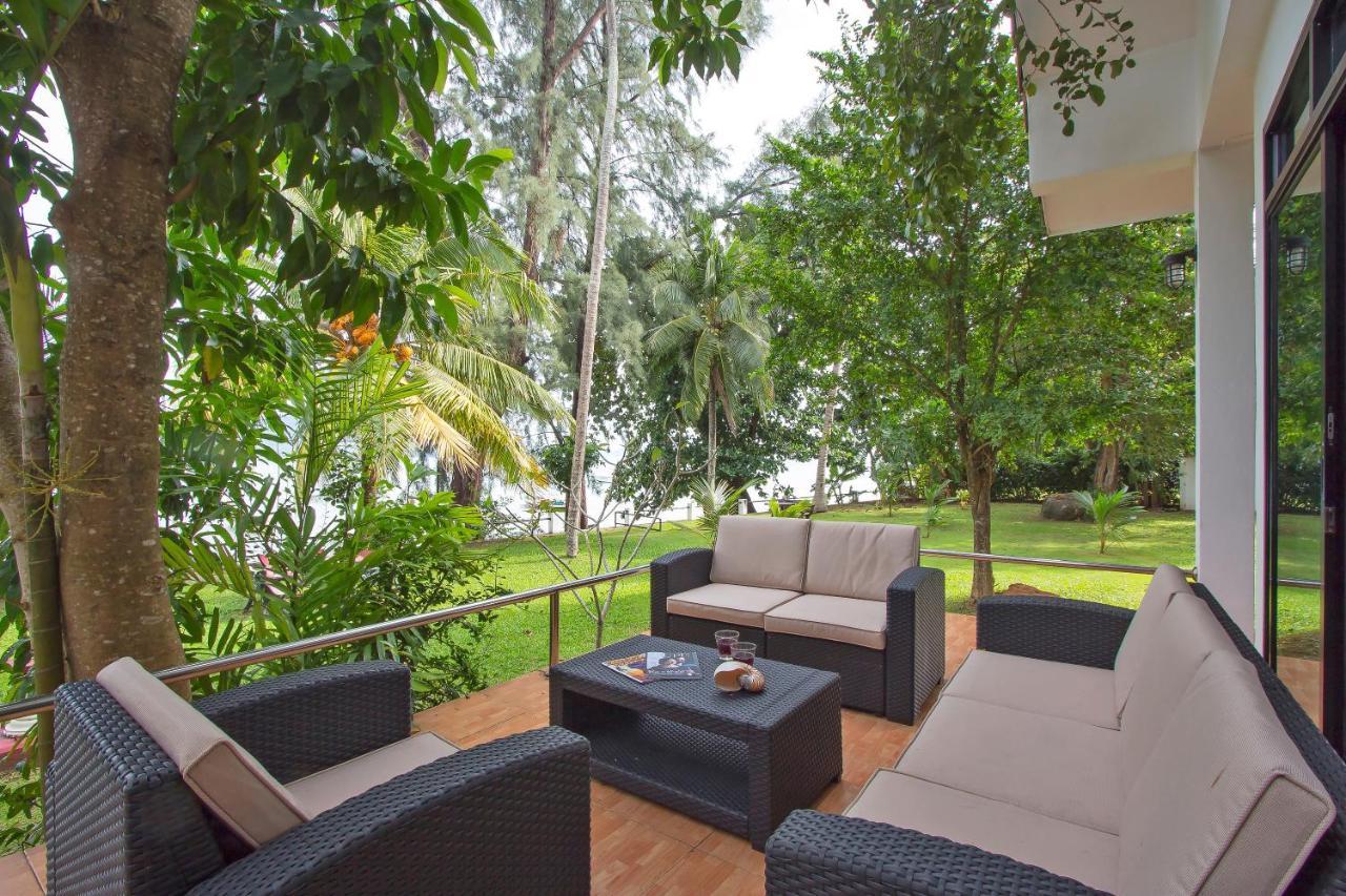 Villa Miracle Rawai Exteriör bild