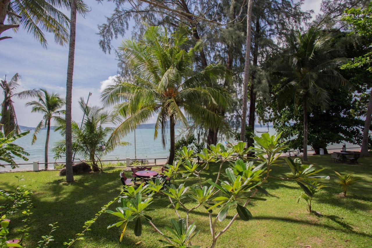 Villa Miracle Rawai Exteriör bild