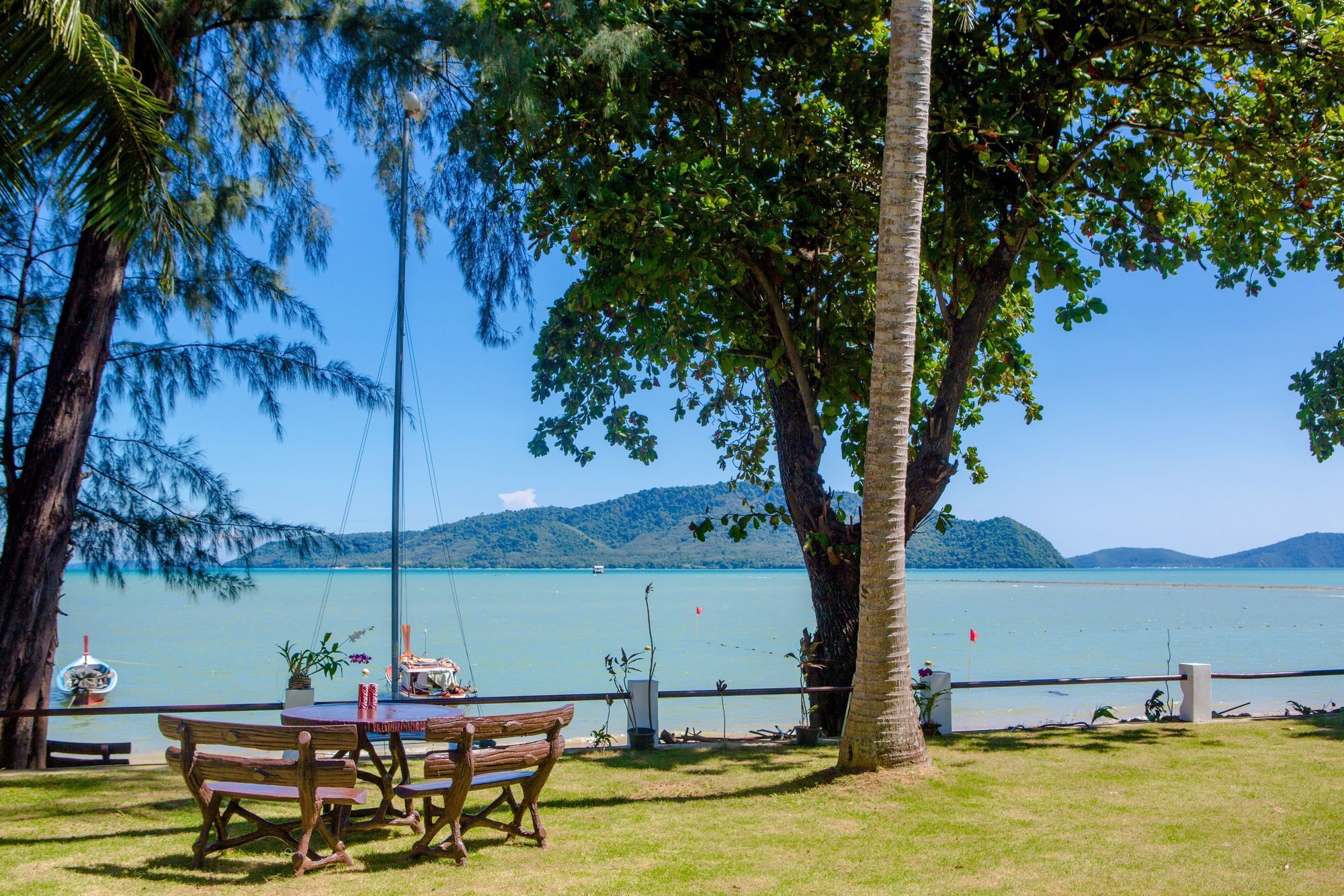 Villa Miracle Rawai Exteriör bild